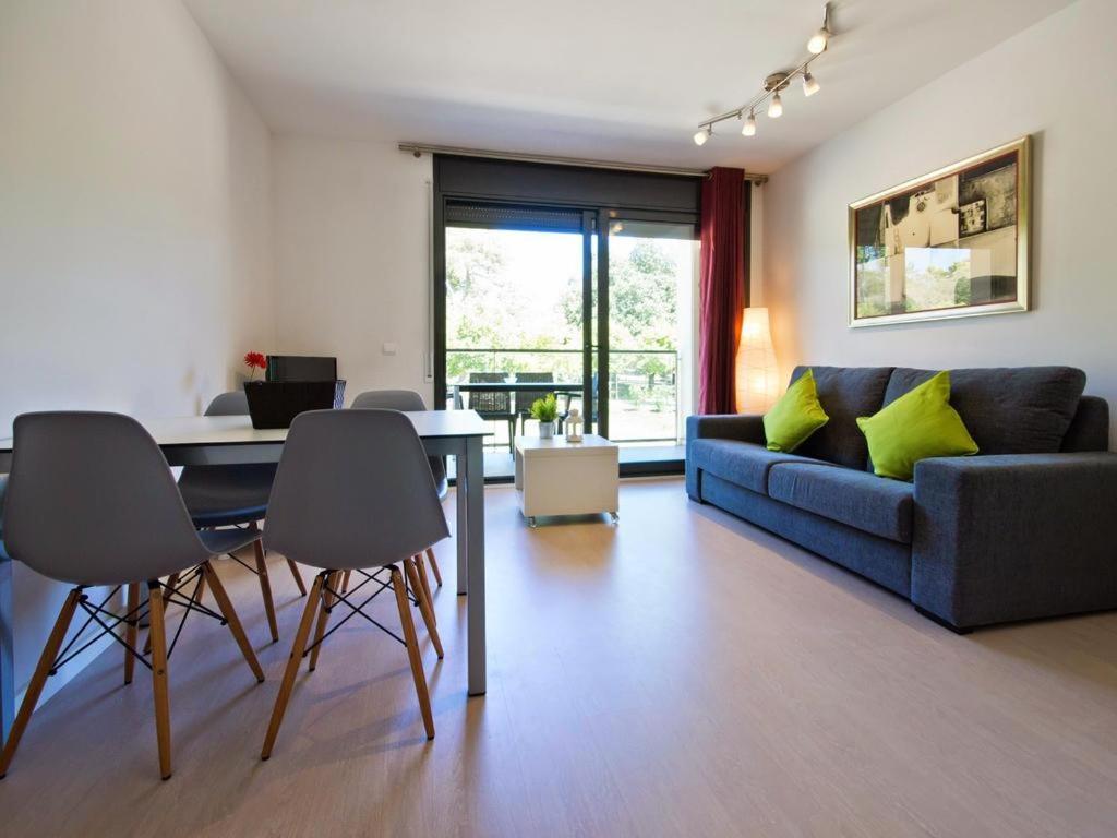 Soho Parc Apartment Фигерас Екстериор снимка